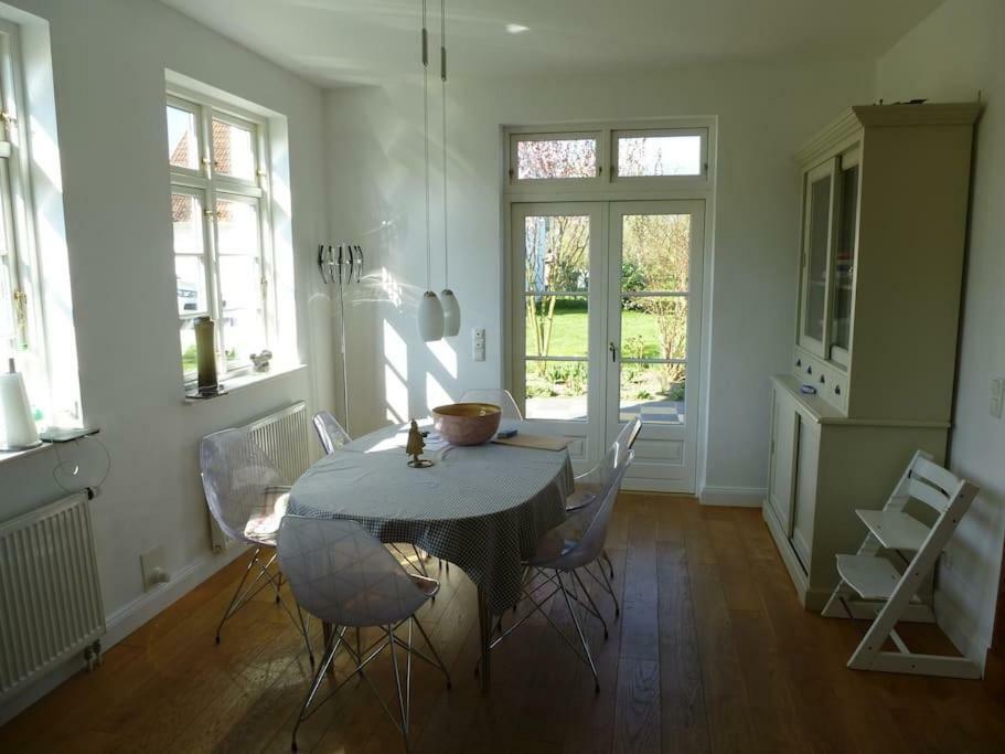 Traumhaftes Luxus-Ferienhaus Warnkenhagen  Экстерьер фото